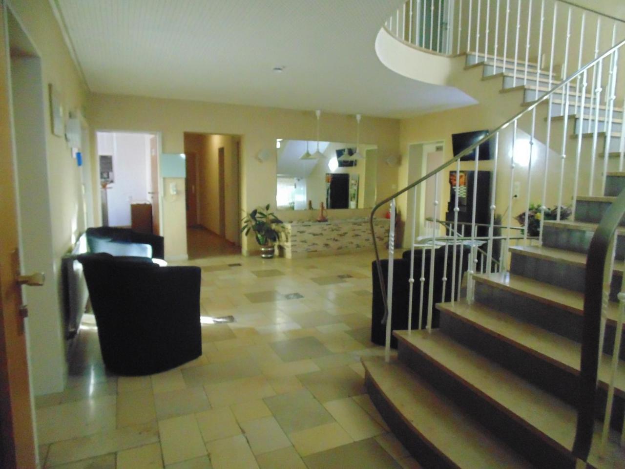 Hotel Seehaus Horn-Bad Meinberg Exterior photo